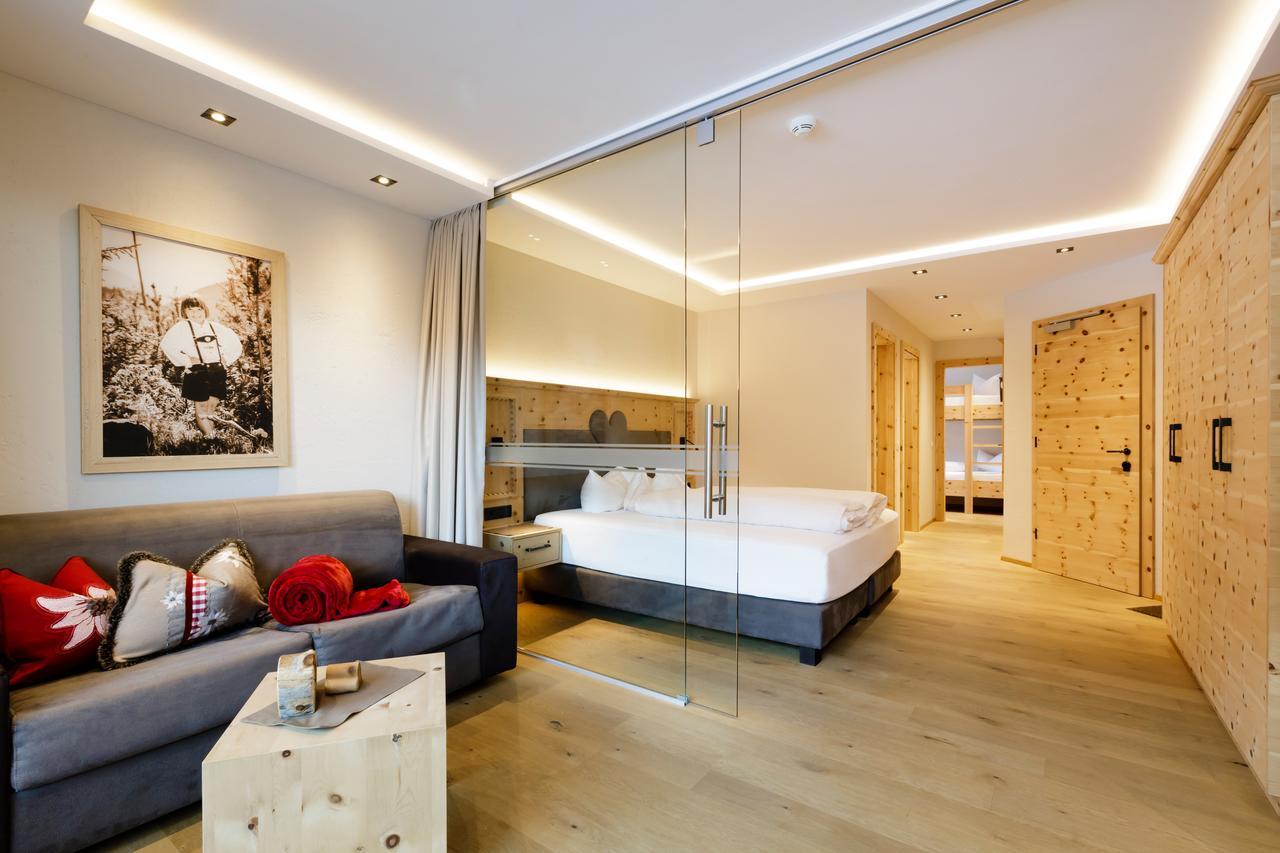 Anigglhof Hotel Малес Веноста Екстериор снимка