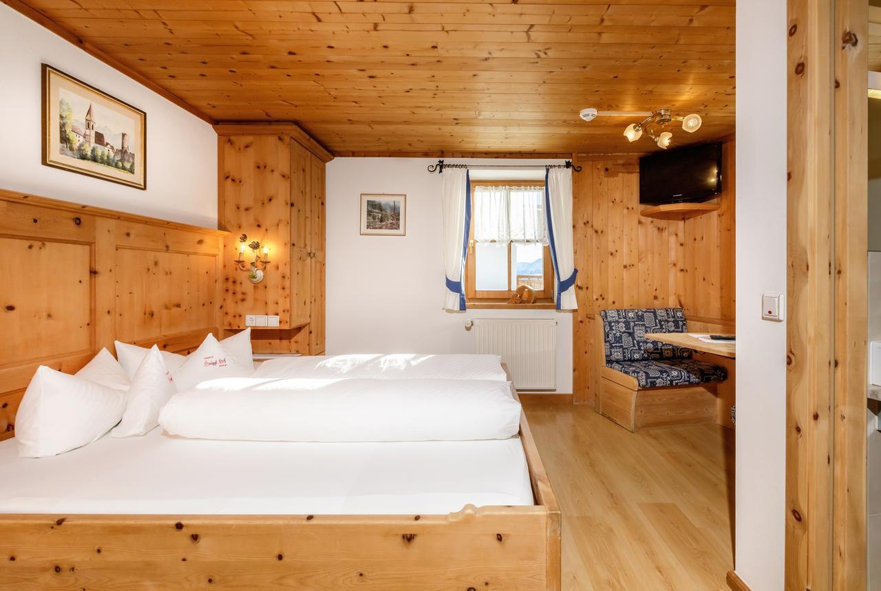 Anigglhof Hotel Малес Веноста Екстериор снимка