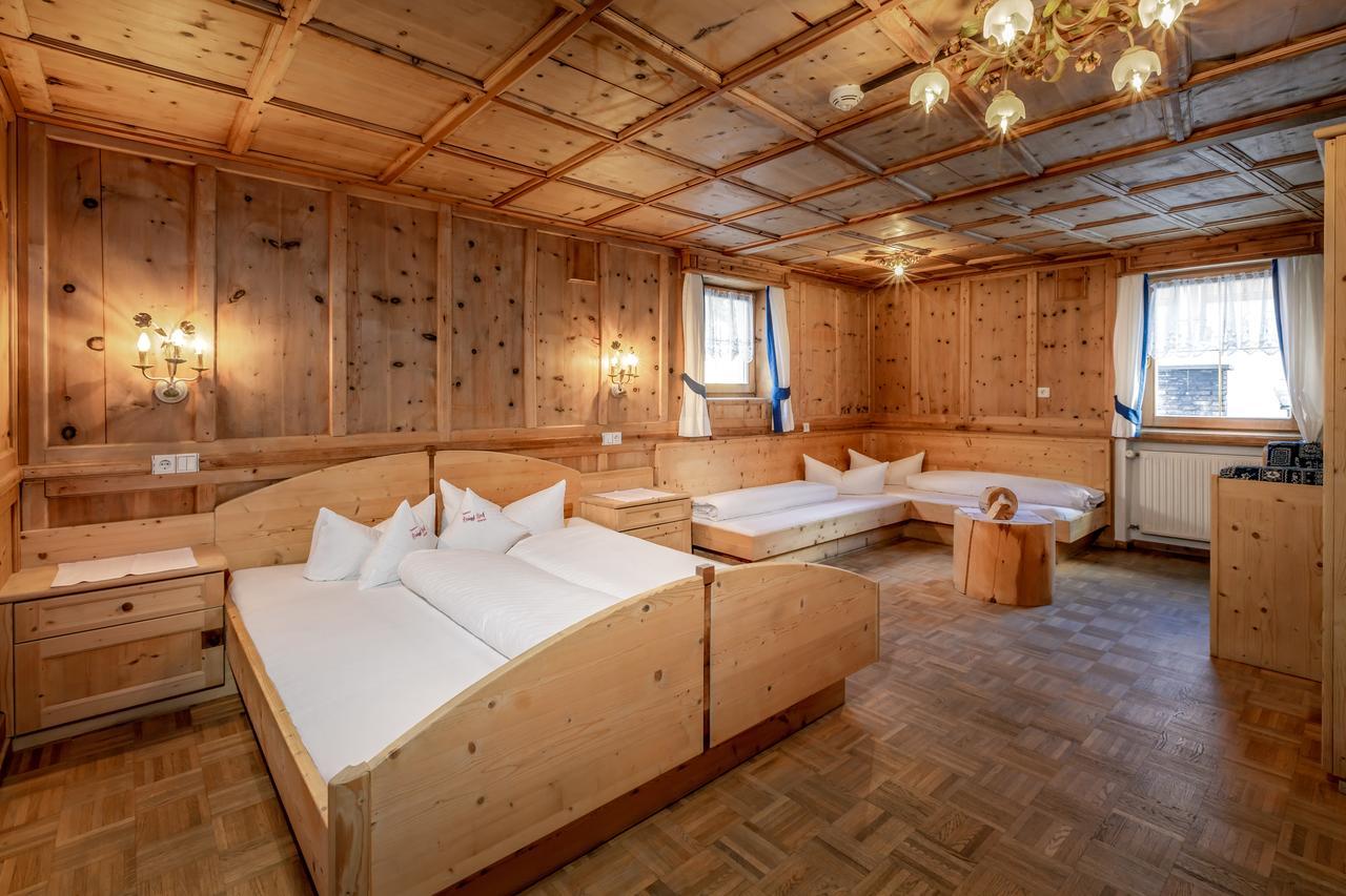 Anigglhof Hotel Малес Веноста Екстериор снимка