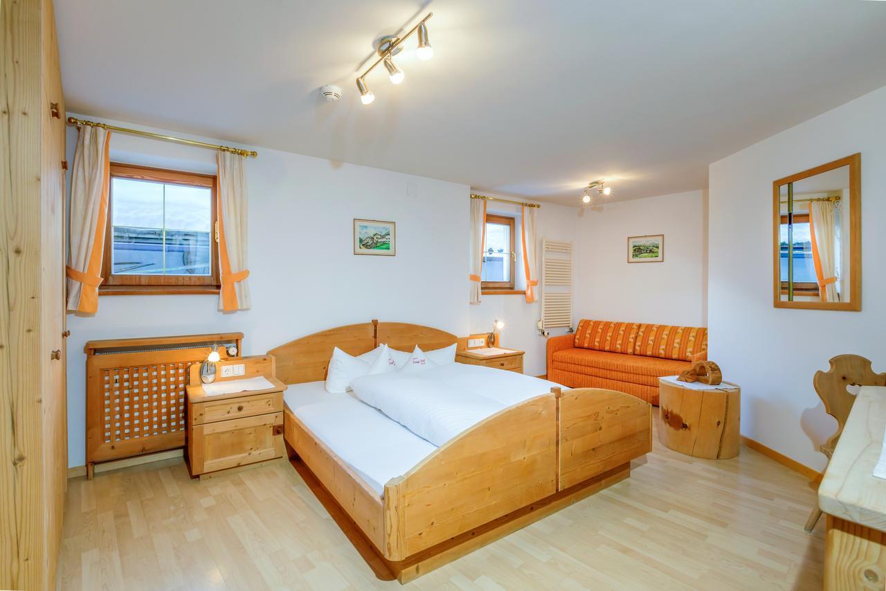 Anigglhof Hotel Малес Веноста Екстериор снимка