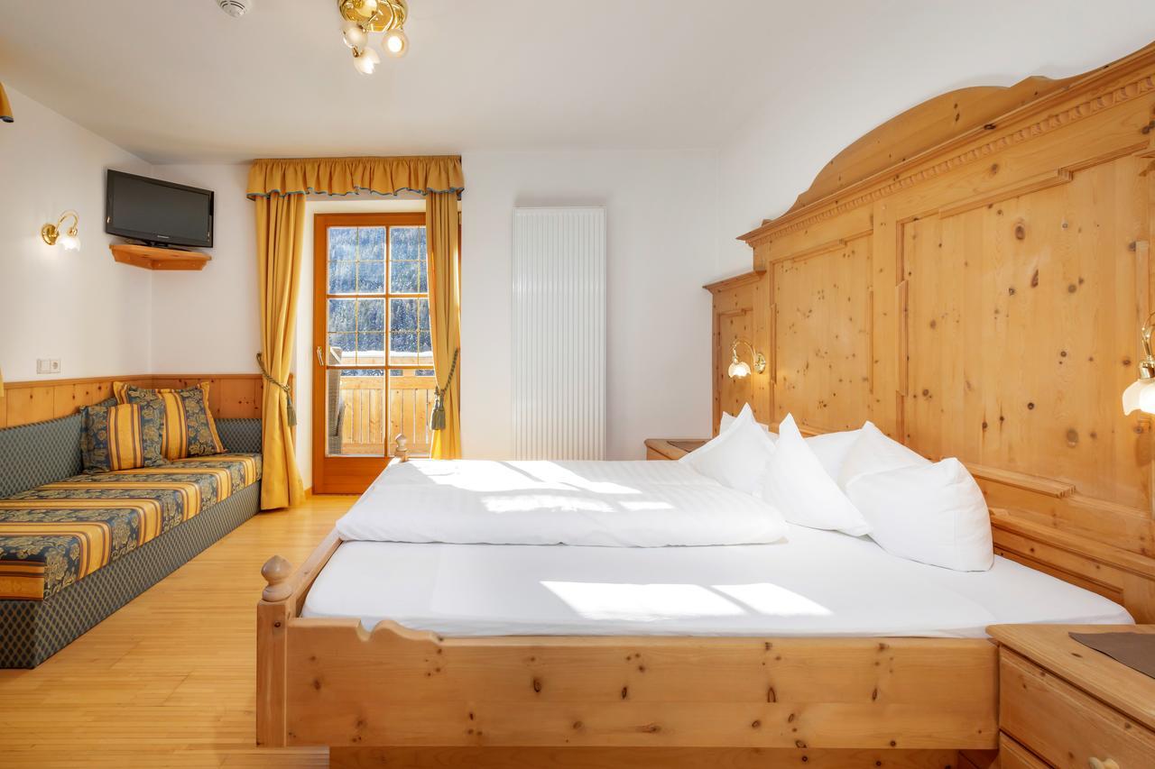 Anigglhof Hotel Малес Веноста Екстериор снимка
