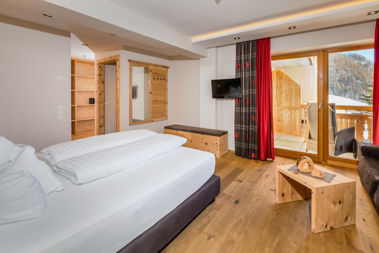 Anigglhof Hotel Малес Веноста Екстериор снимка